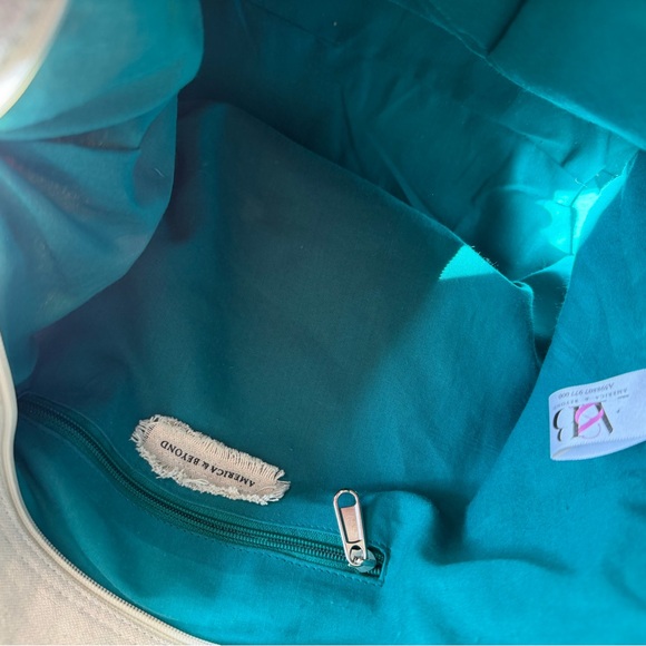 America & Beyond Boho Rainbow hand-beaded tote EUC - Picture 8 of 12